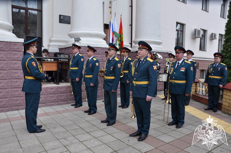 В Липецкой области военный оркестр Росгвардии принял участие в открытии мемориальной доски воину-интернационалисту 