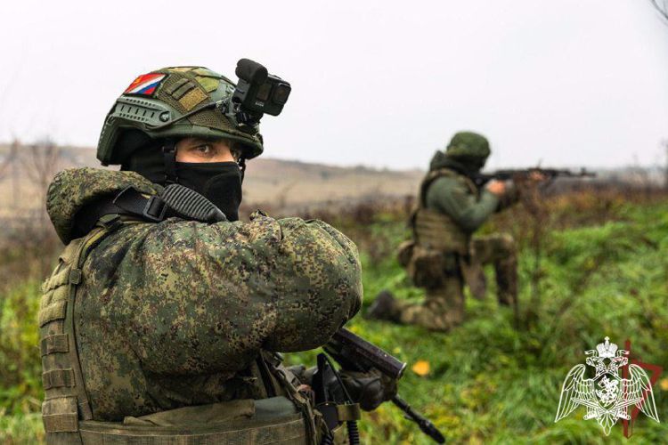 Оружие, боеприпасы и технику националистов уничтожили росгвардейцы при выполнении задач в ЛНР (видео)