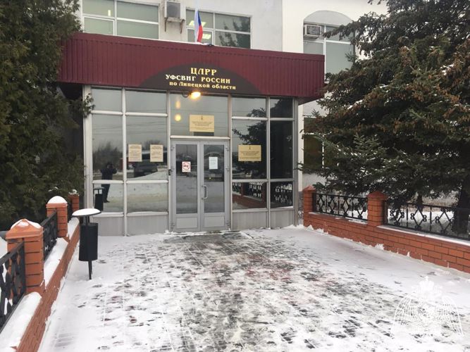 Росгвардейцы напоминают липчанам о правилах хранения и ношения оружия