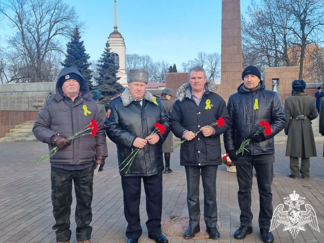 В Липецке росгвардейцы приняли участие в торжественном мероприятии, посвященном 79-летию освобождения Ленинграда