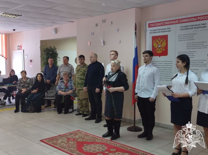 В Липецке почтили память военнослужащего внутренних войск младшего сержанта Александра Усачёва