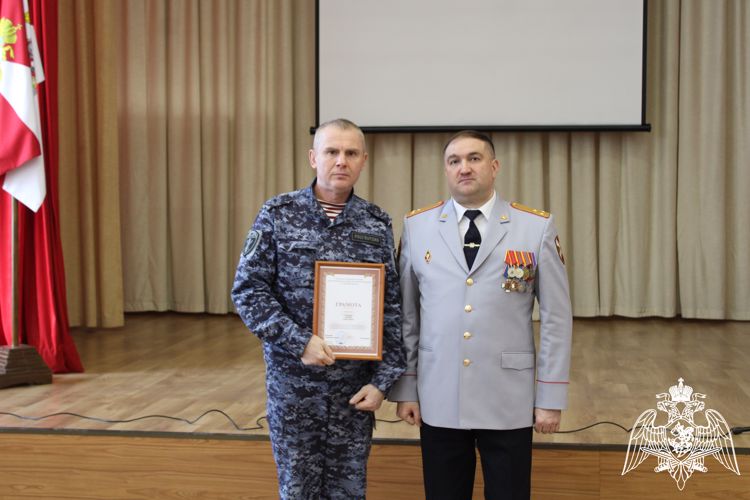 Начальник Управления Росгвардии по Липецкой области поздравил личный состав с Днём защитника Отечества