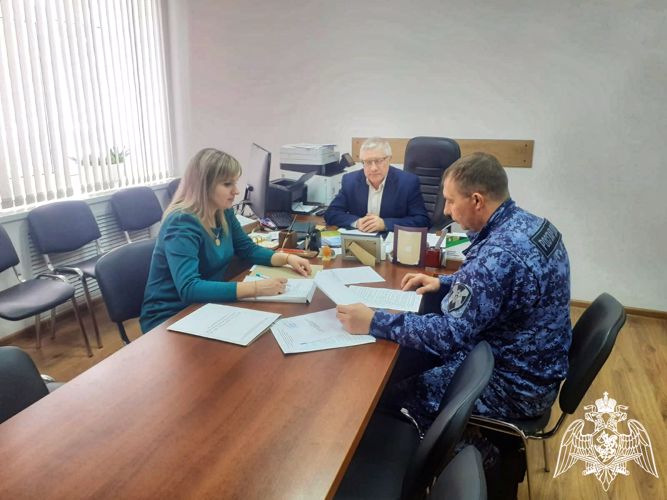 Росгвардейцы проводят проверки по антитеррористической защищённости образовательных объектов