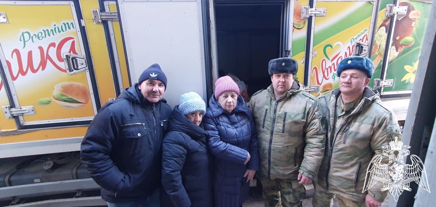 В Липецке росгвардейцы отправили очередную партию гуманитарной помощи для участников СВО