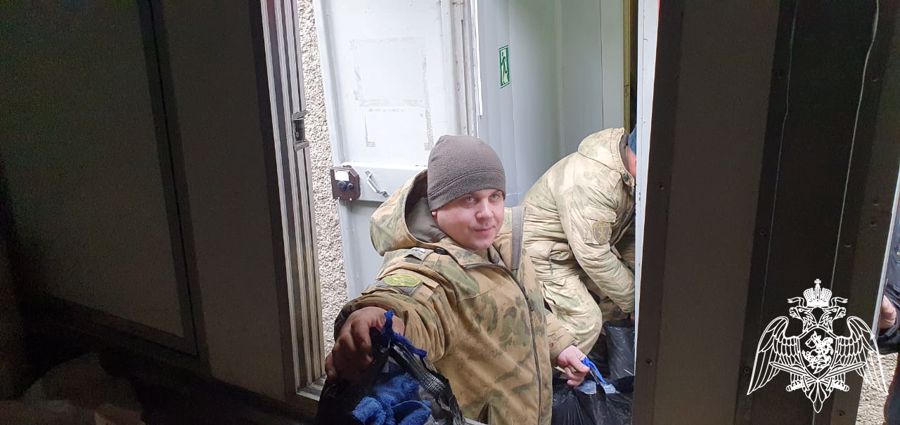В Липецке росгвардейцы отправили очередную партию гуманитарной помощи для участников СВО