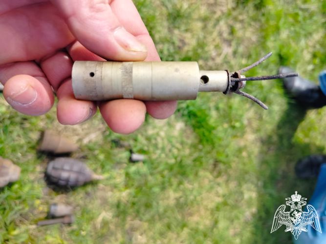 В Липецкой области сотрудники ОМОН идентифицировали снаряды времен Великой Отечественной войны