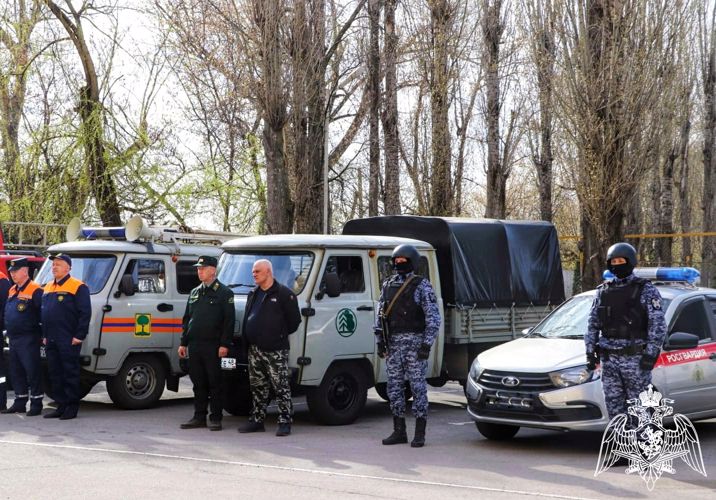 В Липецке росгвардейцы приняли участие в смотре сил и средств межведомственных силовых групп