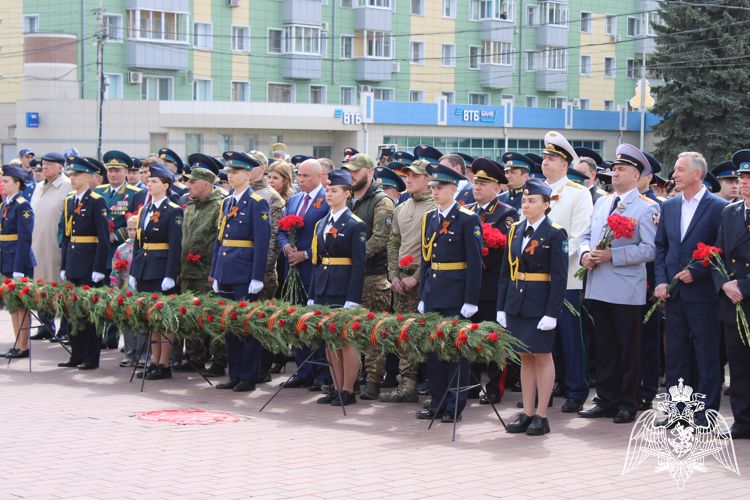 В Липецке начальник Управления Росгвардии принял участие в торжественных мероприятиях, посвященных Дню Победы