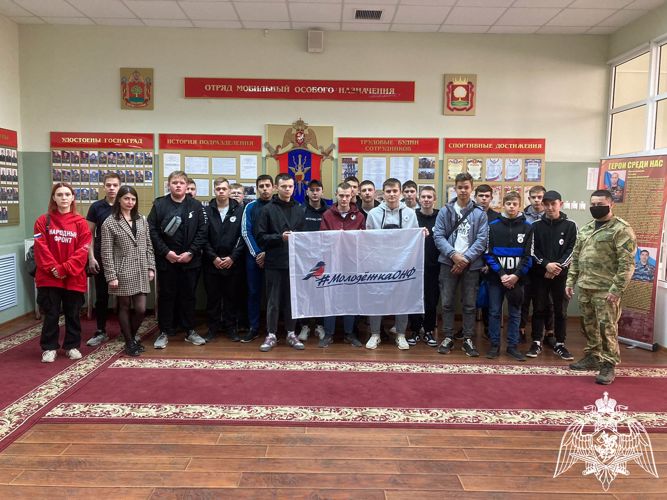 Липецкий ОМОН открыл свои двери для студентов «Общероссийского молодежного движения Народный Фронт»
