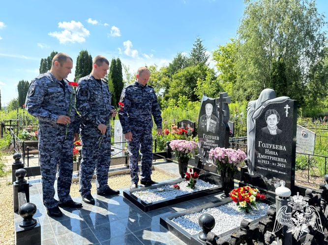 В Липецкой области росгвардейцы почтили память ветерана Великой Отечественной войны и войск правопорядка Бориса Голубева