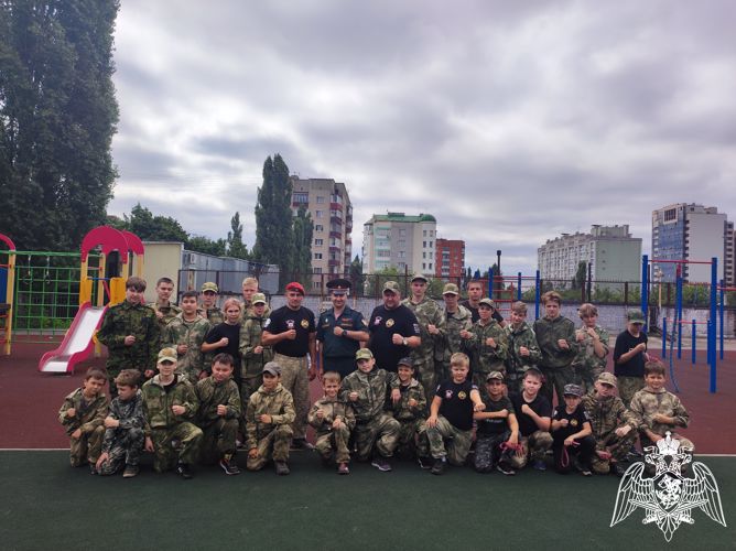 В Липецке прошли занятия с детьми в рамках акции «Каникулы с Росгвардией»