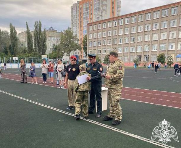 Военнослужащий Росгвардии стал почетным гостем на торжественном построении  в военно–спортивном клубе «Риф»