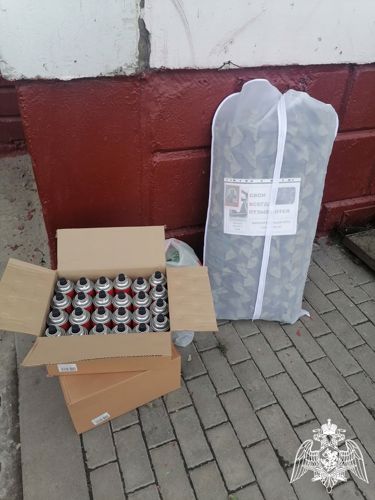 Семья председателя совета ветерана Управления Росгвардии по Липецкой области передала гуманитарную помощь участникам СВО 