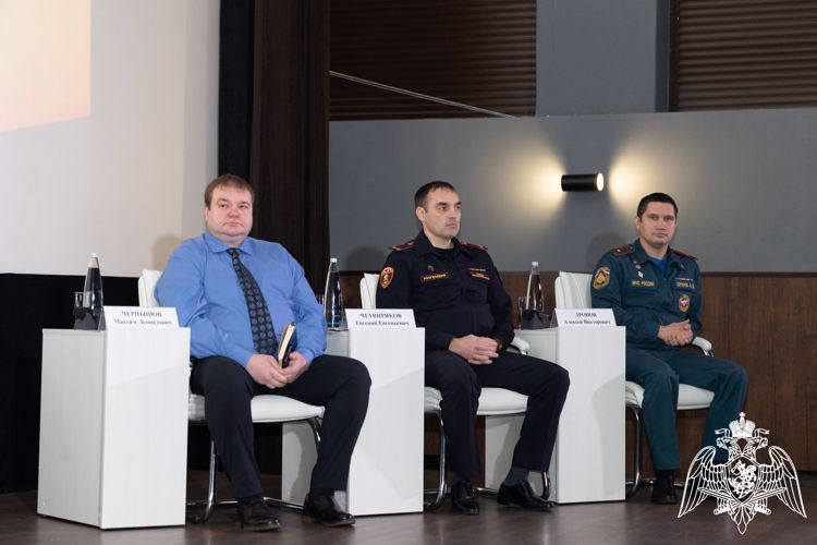 В Липецке росгвардейцы приняли участие в семинаре, посвященном общественной безопасности на объектах культуры