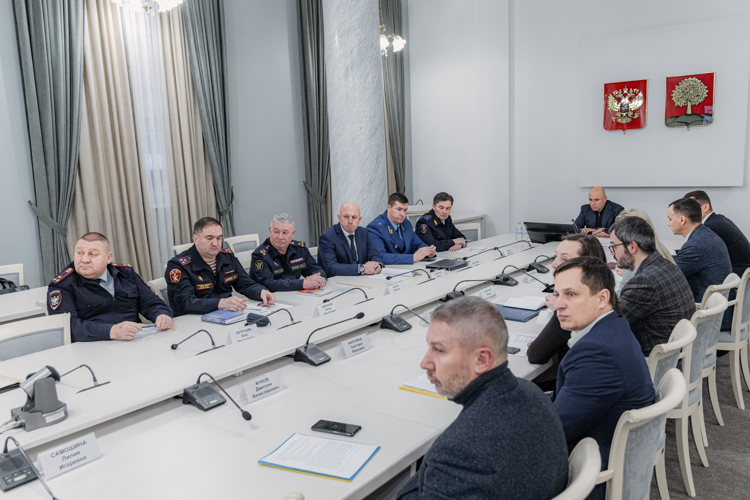 Начальник Управления Росгвардии по Липецкой области принял участие в заседание антинаркотической комиссии