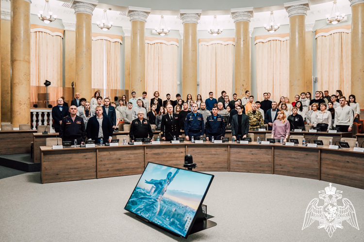 Липецкие росгвардейцы приняли участие в закрытие регионального этапа Всероссийской акции «Вахта Памяти»