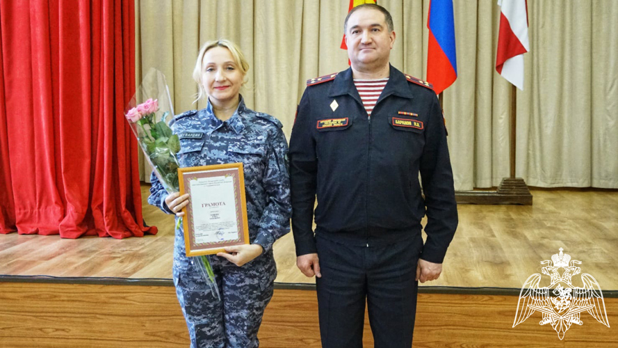 Начальник регионального Управления Росгвардии поздравил сотрудников государственного контроля и лицензионно-разрешительной работы с профессиональным праздником