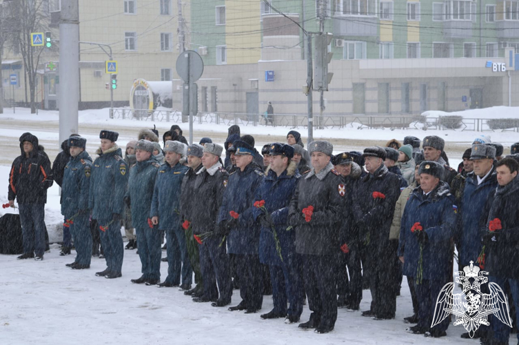 Военнослужащие Росгвардии приняли участие в митинге посвященный Дню защитника Отечества