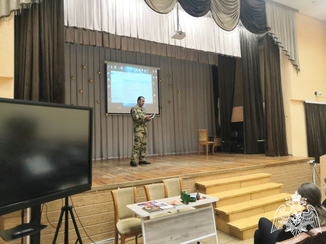 Урок мужества в рамках акции «Дни Росгвардии» провели в Липецке