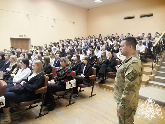 Урок мужества в рамках акции «Дни Росгвардии» провели в Липецке