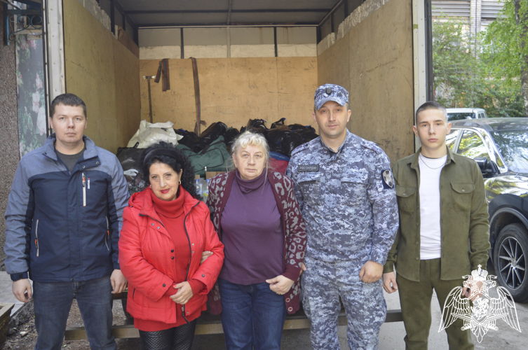Липецкие Росгвардейцы оказали помощь в отправке очередного гуманитарного груза в госпиталь