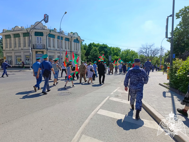 В Липецке Росгвардия обеспечила безопасность во время проведения мероприятия посвященного Дню пограничника