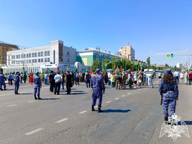 В Липецке Росгвардия обеспечила безопасность во время проведения мероприятия посвященного Дню пограничника