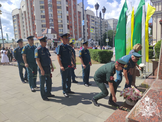 В Липецке росгвардейцы приняли участие в торжественном мероприятии, посвященном празднованию Дня города.