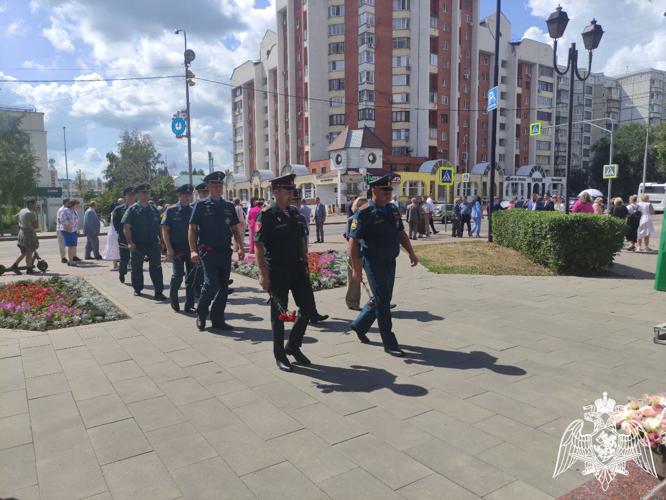 В Липецке росгвардейцы приняли участие в торжественном мероприятии, посвященном празднованию Дня города.