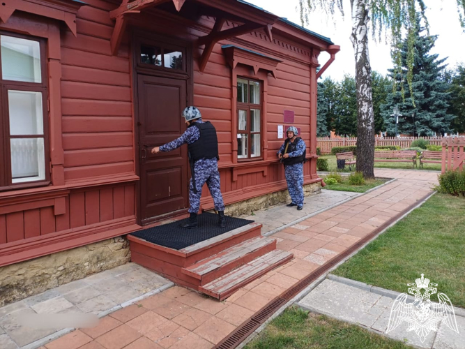 Росгвардия провела тренировку на Мемориальном музее памяти Л.Н. Толстого