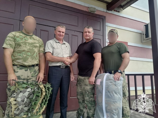 Ветеран Росгвардии передал очередную гуманитарную помощь спецподразделениям в зону СВО