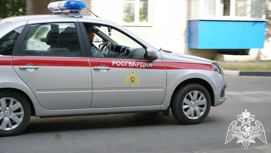 В сентябре росгвардейцы осуществили более 600 выездов по сигналам «Тревога» в Липецкой области