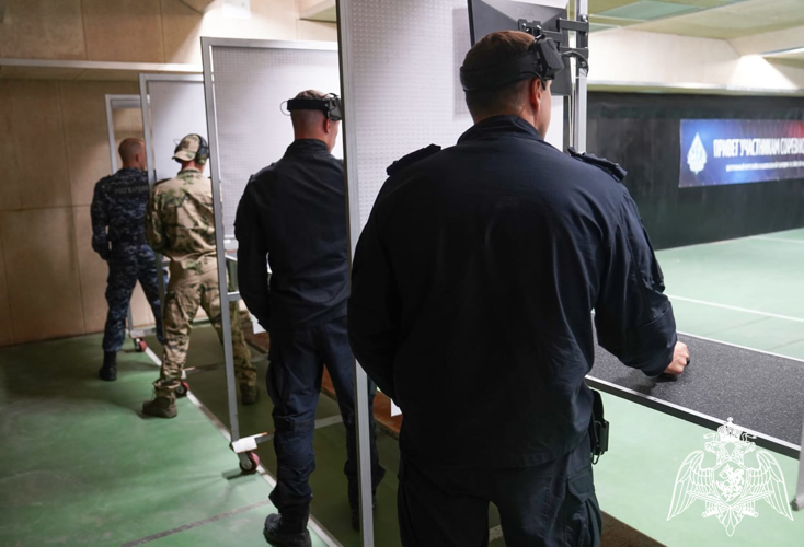 Липецкие росгвардейцы приняли участие в чемпионате Центрального округа по летнему офицерскому троеборью