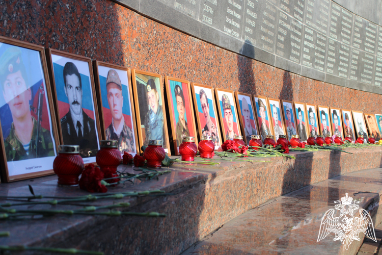 В Липецке почтили память земляков, погибших в военных конфликтах