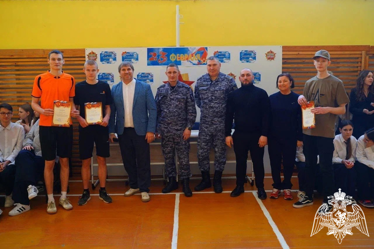 Росгвардейцы определили победителей в  военно-спортивном конкурс «А ну-ка парни!»