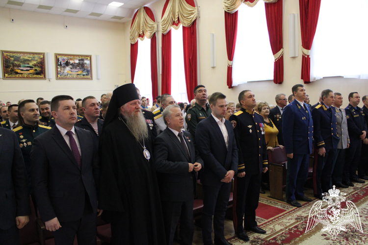 В Липецке прошли мероприятия, посвященные Дню войск национальной гвардии Российской Федерации.