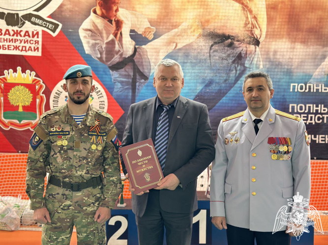 Офицер Росгвардии стал почётным гостем на чемпионате и первенстве Липецкой области по всестилевому каратэ