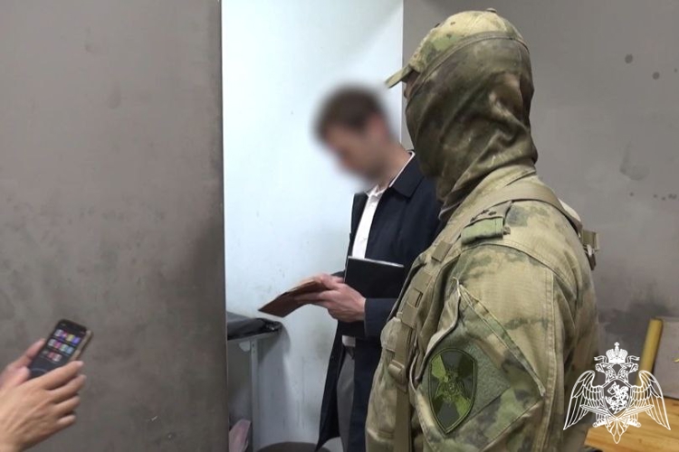 В Липецкой области при силовой поддержке ОМОН Росгвардии прошли мероприятия по проверке соблюдения миграционного законодательства