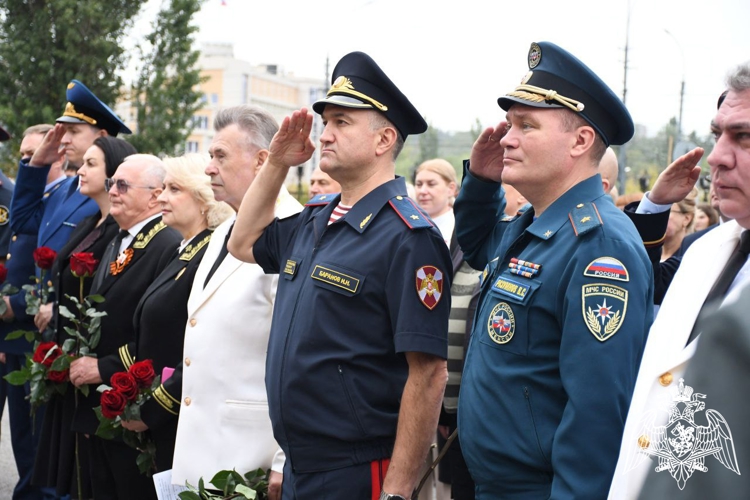 В Липецке начальник Управления Росгвардии принял участие в открытии мемориала судьям-фронтовикам