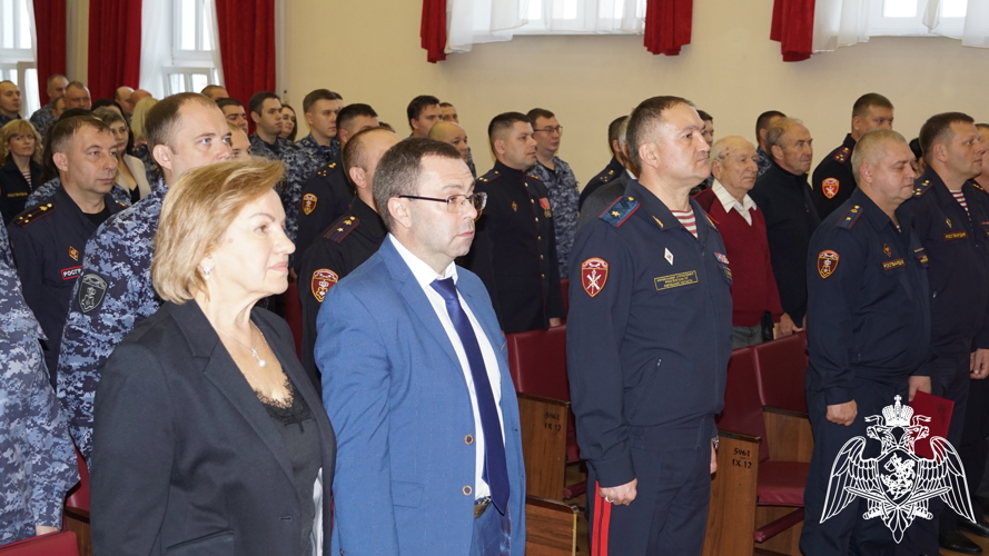 В Липецке состоялось торжественное мероприятие в честь Дня образования подразделений вневедомственной охраны Росгвардии