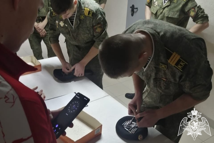Росгвардейцы выступили судьями на военно-спортивной игре «Орлёнок»