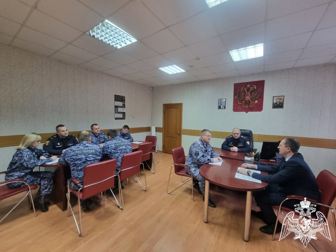 В территориальном Управлении вневедомственной охраны Росгвардии по Липецкой области состоялось совещание с представителем региональной прокуратуры