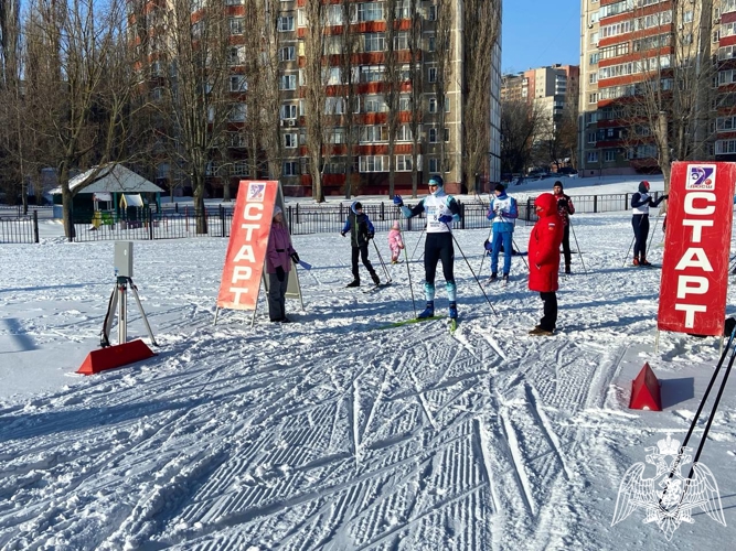 Команда Росгвардии стала призёром на чемпионате по лыжным гонкам в Липецке 