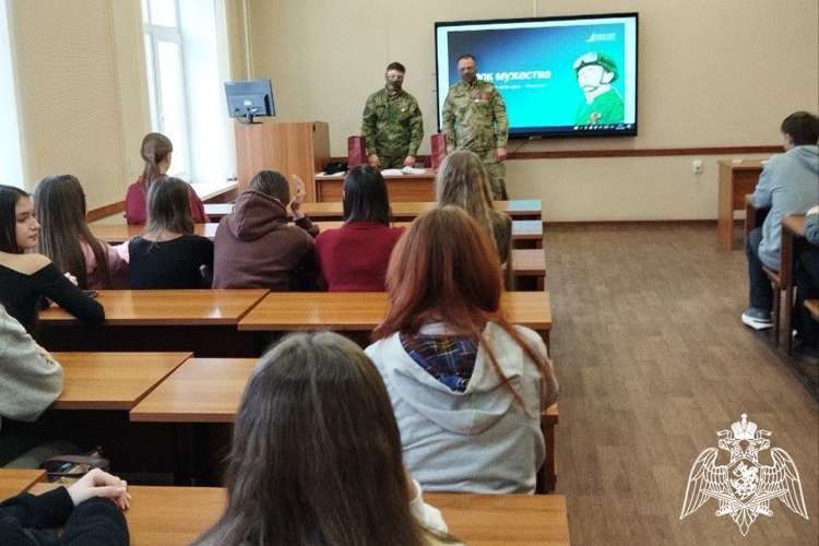 Сотрудники ОМОН «Легион» провели урок мужества
