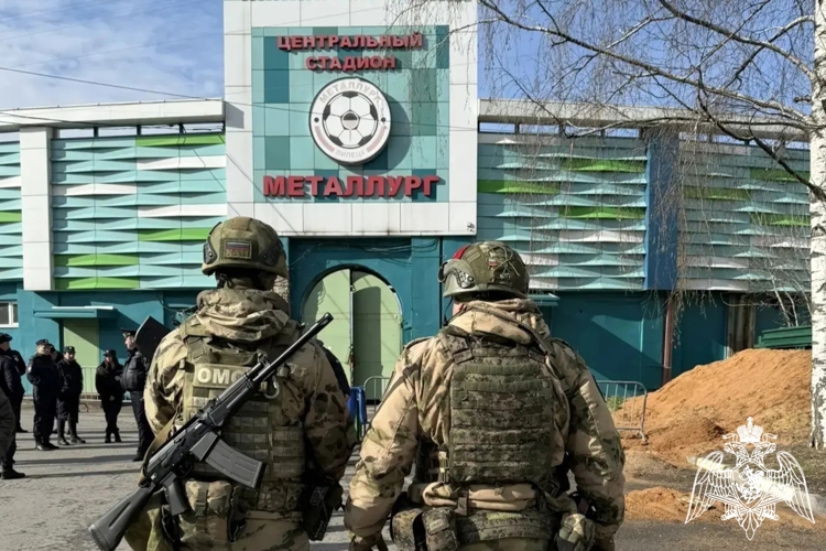 Росгвардейцы обеспечили безопасность футбольного матча в Липецке