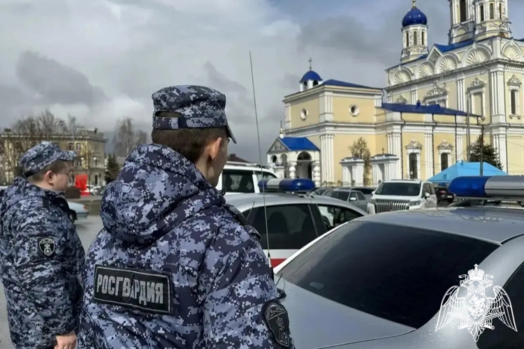 Росгвардия обеспечила безопасность празднования православного праздника Пасха в Липецке