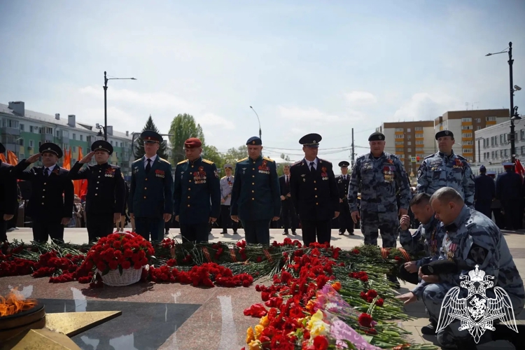 В Липецке росгвардейцы приняли участие в памятных мероприятиях, посвященных Дню Победы