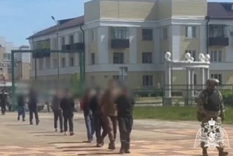 В Липецкой области во взаимодействии со спецподразделением Росгвардии пресечена незаконная деятельность иностранных граждан