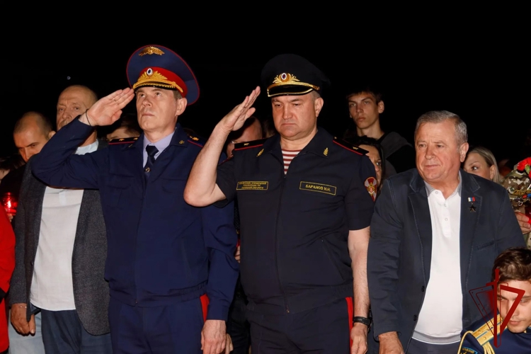 Росгвардия приняла участие в акции «Свеча памяти» в Липецке