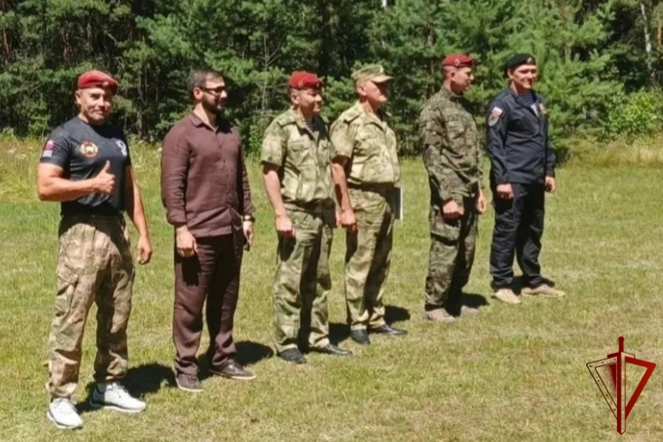В Липецкой области стартовали IV военно-спортивные сборы допризывной молодежи «Хочу в спецназ!»